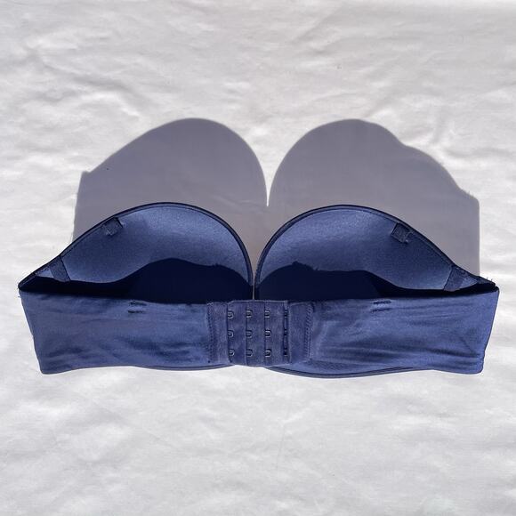 Victoria’s Secret Bombshell Extreme Push Up Bra 32B Navy Blue Lace Strapless - Picture 2 of 3